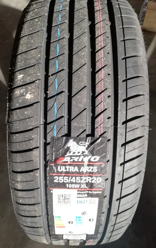ARIVO ULTRA ARZ5 235/45R19