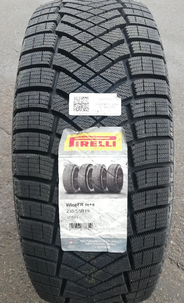 PIRELLI ICE ZERO FRICTION 265/40R22
