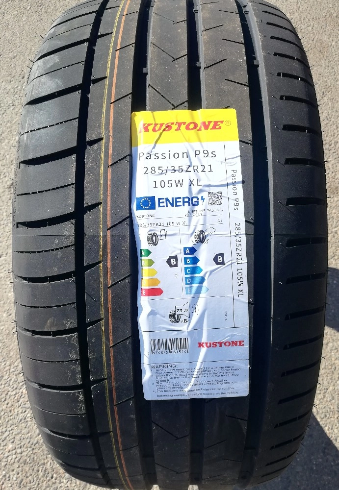 KUSTONE PASSION P9S 235/45R21
