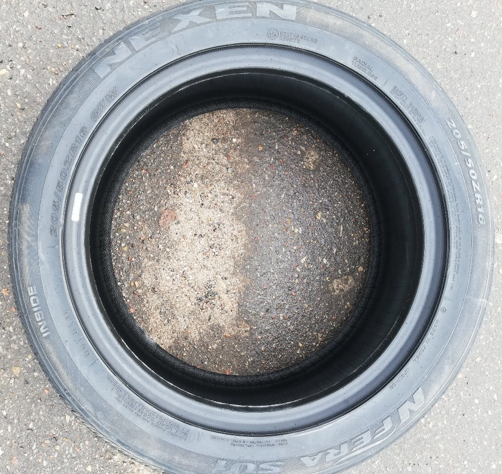 NEXEN NFERA SU1 225/30R20