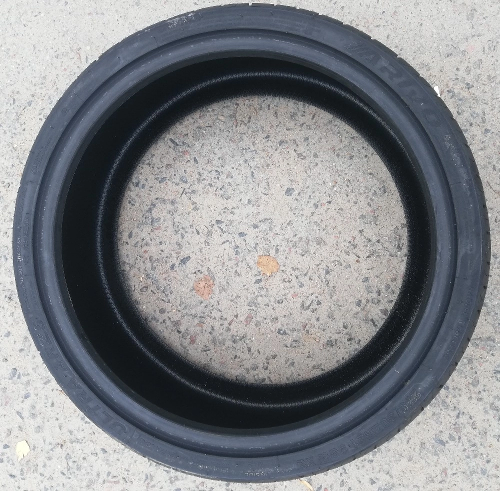 ARIVO ULTRA ARZ5 275/30R21